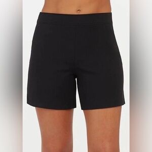 Spanx polished 6” Pull on shorts Size L NWT